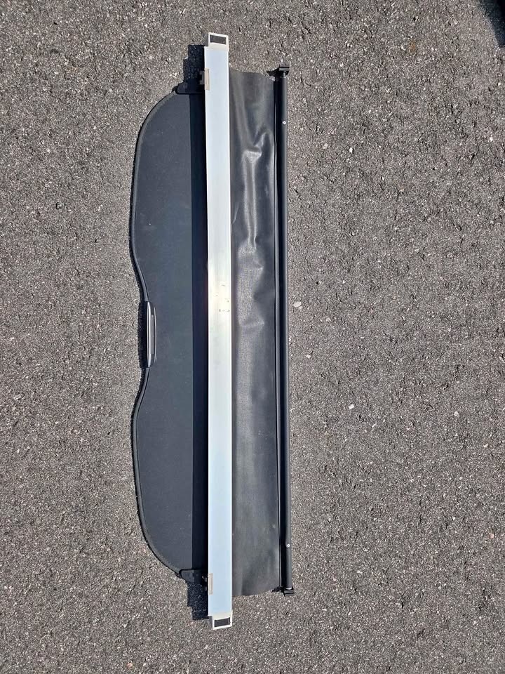 Subaru Outback Trunk Cargo Cover Screen Shade