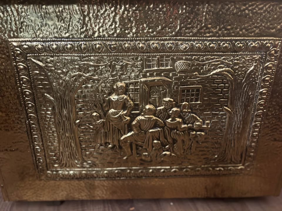 Vintage Brass Accent Storage Trunk Chest - 23" - Coffee Table / - photo 3