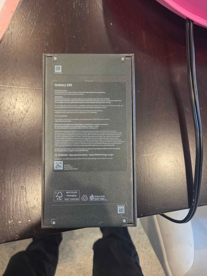 Samsung Galaxy S25 – Brand New Sealed in Box - photo 2