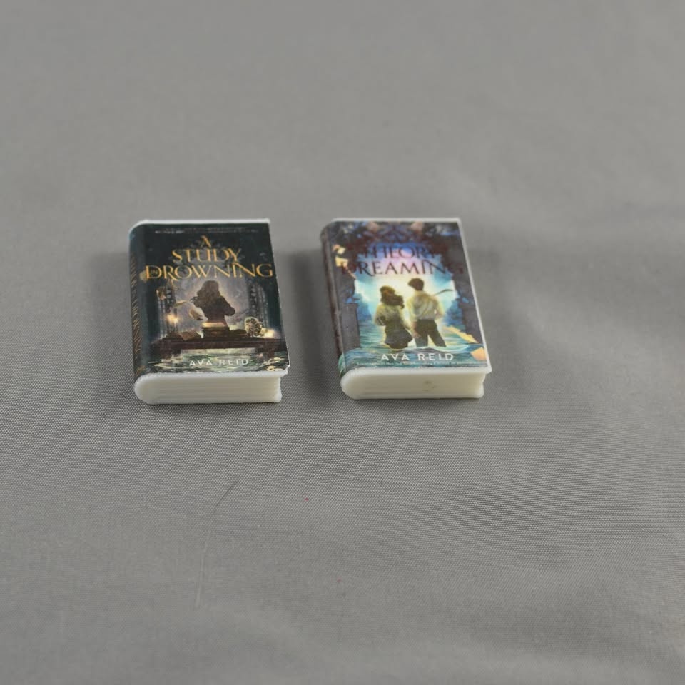 Mini Books - 1:6 Scale - photo 4