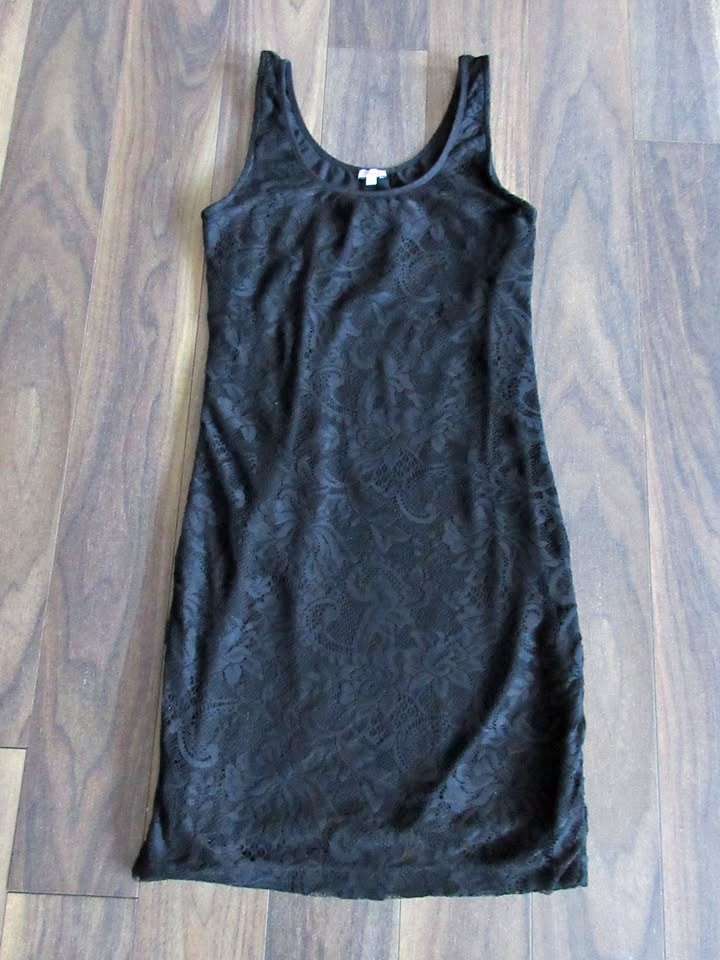 Ladies Medium Dress