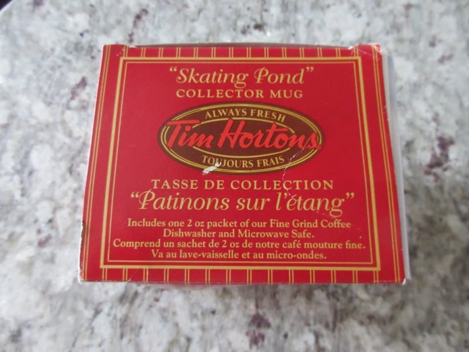 Tim Hortons "Skating Pond" Collectors Mug #003 - photo 3