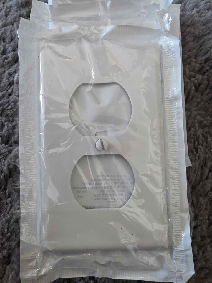 Outlet Covers (Electric, Blank, Switch) - photo 2