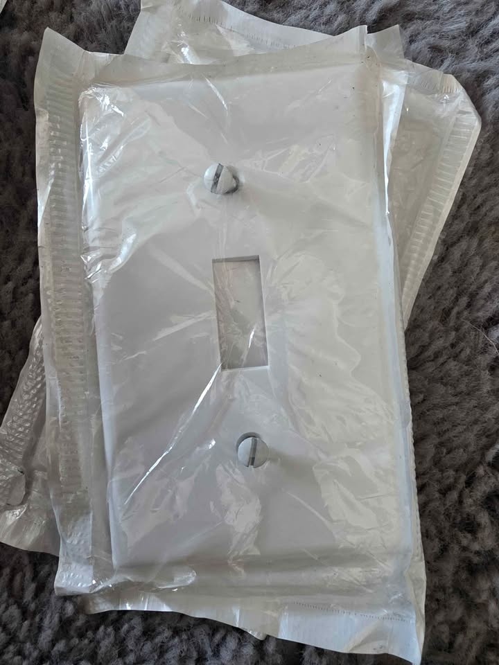 Outlet Covers (Electric, Blank, Switch) - photo 4