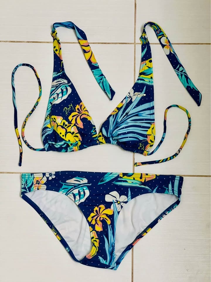 Roxy Tropical Floral Bikini Set - Size S - photo 2