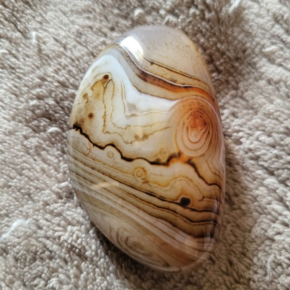 Sardonyx Crystal palm stone - photo 4