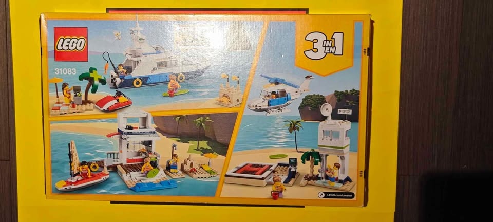 Lego Creator 3-in-1 31083 Cruising Adventures Yacht - photo 2
