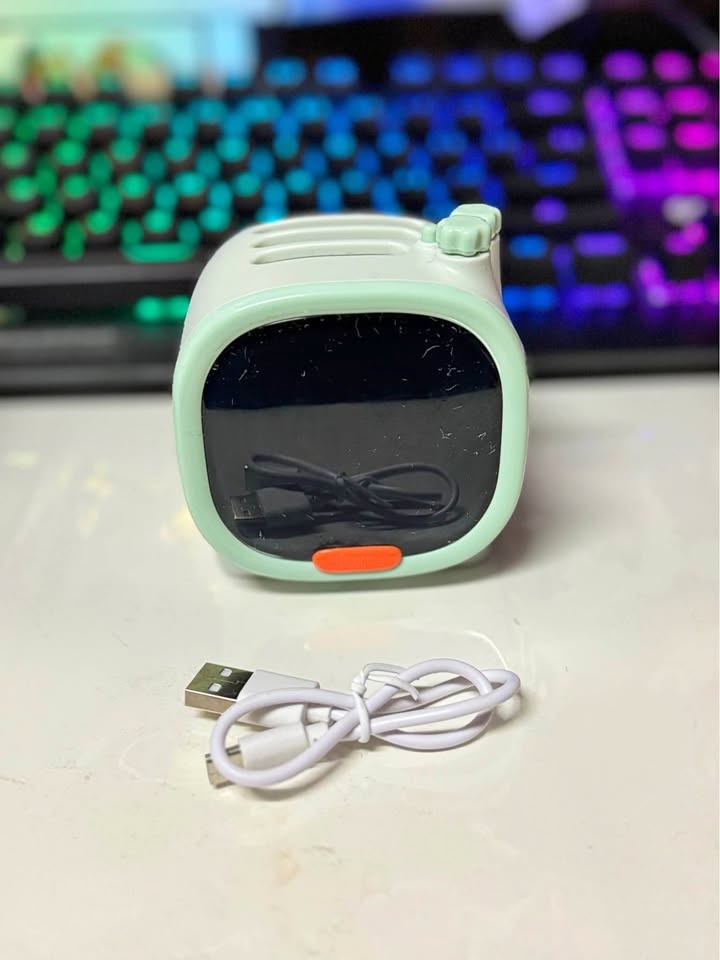 Divoom Timoo Digital Companion Speaker