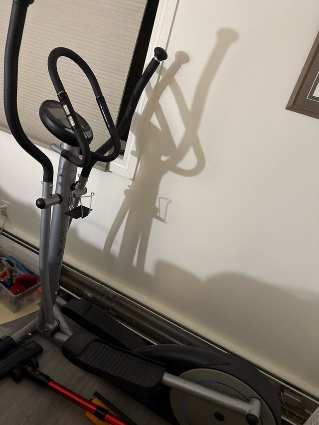 ProForm Elliptical Machine - photo 3