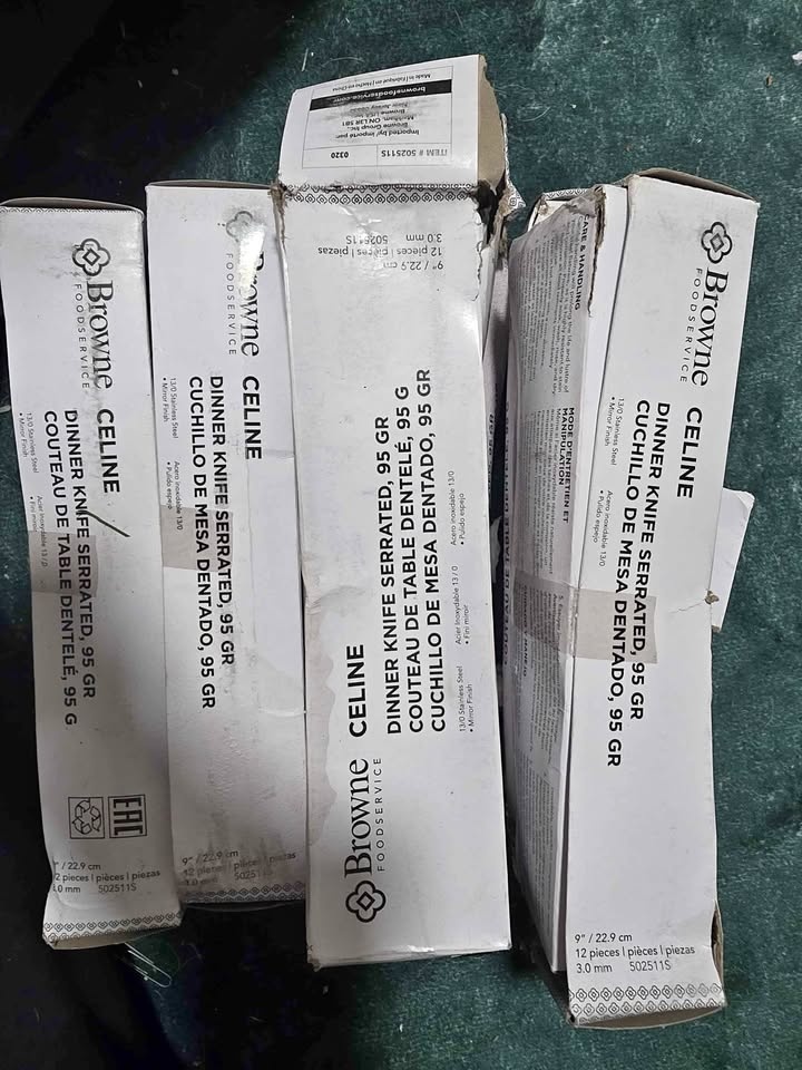 6pks of 12 Restaurant Serrated Knives