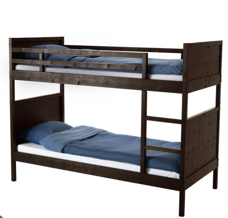 Twin Bunk Bed - Wood Frame - photo 2