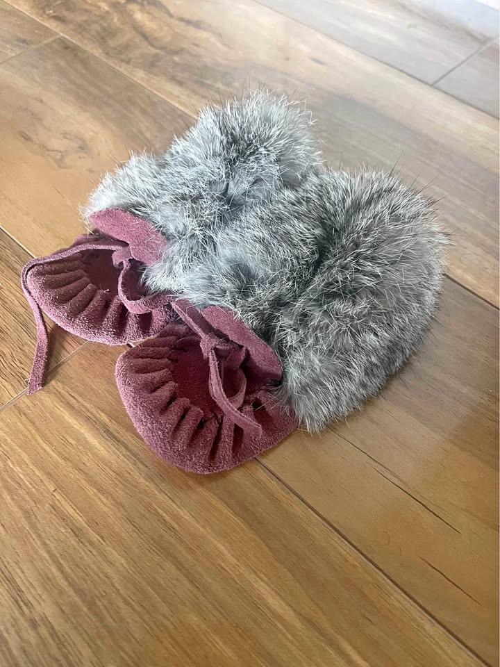 Toddler Moccasin Slippers - Size 6
