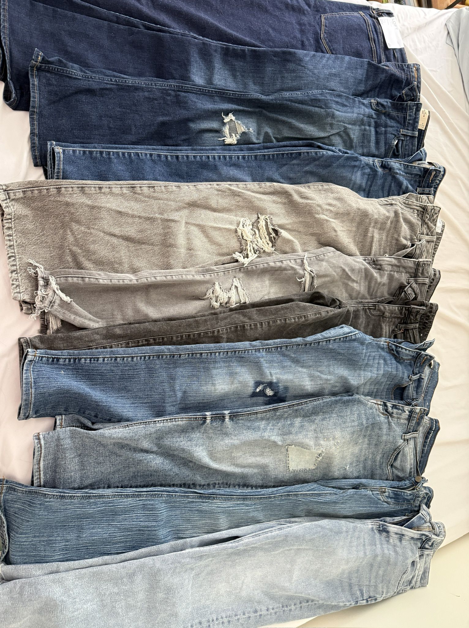 Huge Bundle Of Women’s Clothing And Accessories