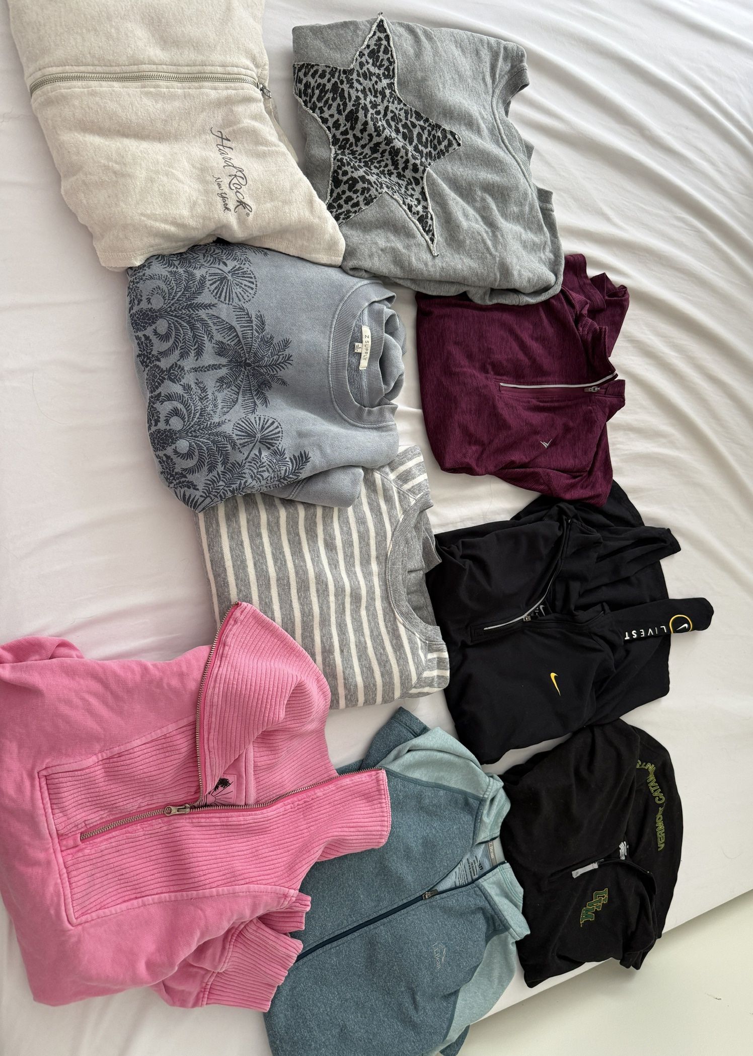 Huge Bundle Of Women’s Clothing And Accessories - photo 4