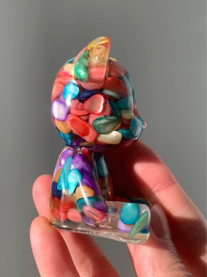 Colourful Crystal Chips Resin Teddy Bear Figure - photo 4