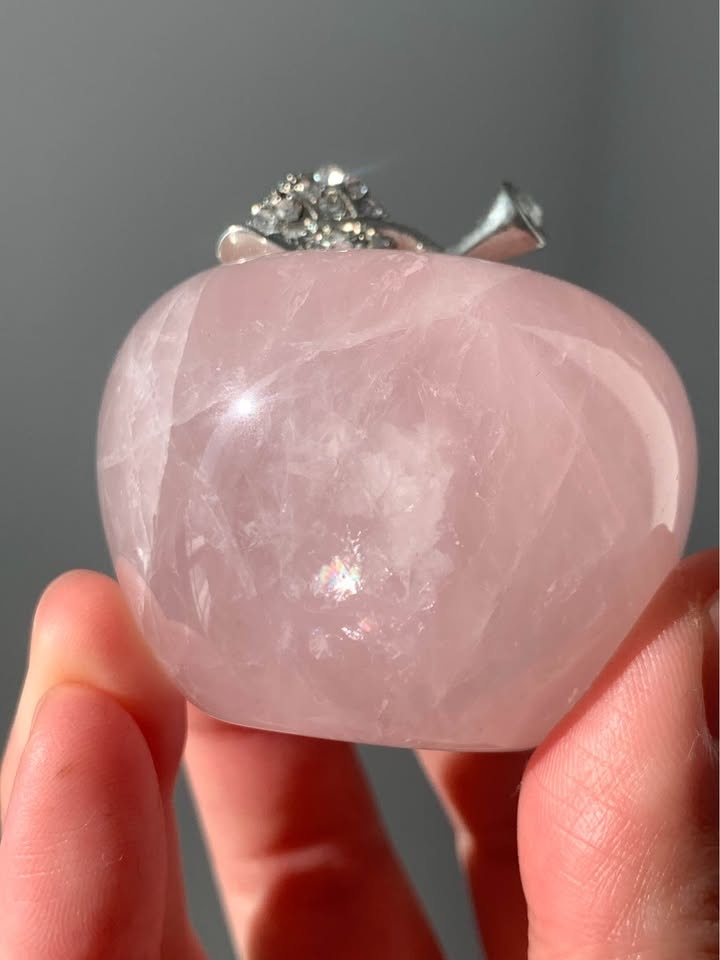 Rose Quartz Apple Carving - photo 4