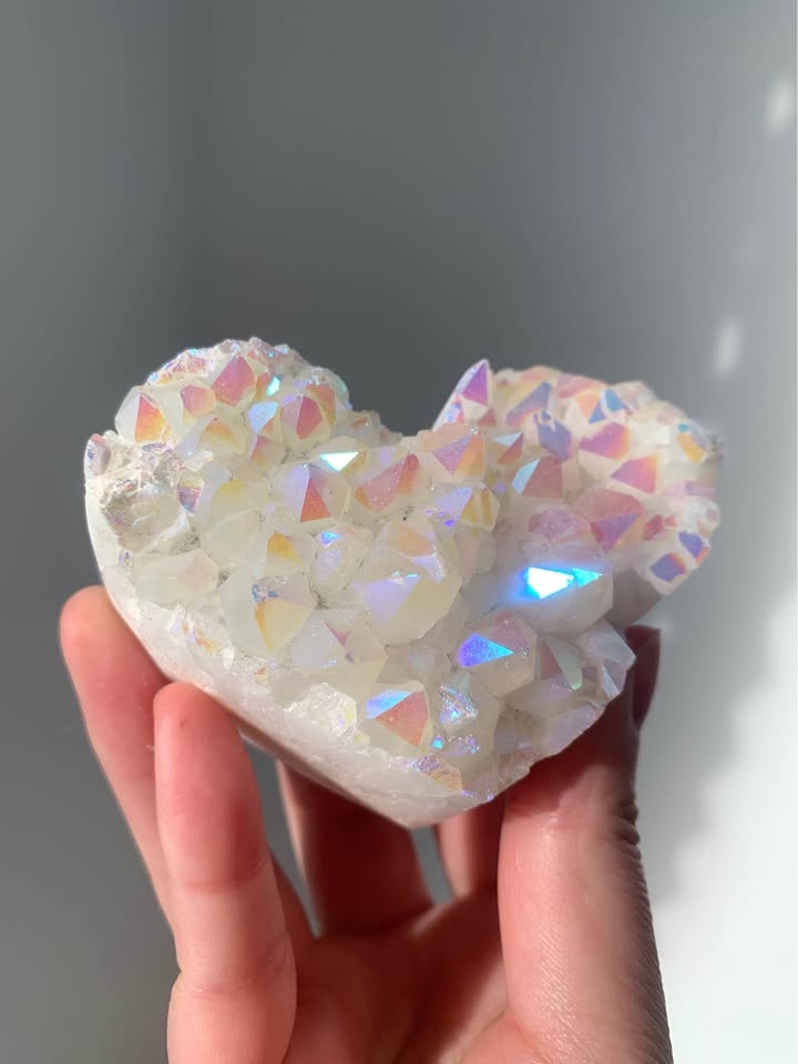 Beautiful Aura Quartz Heart Cluster - photo 5
