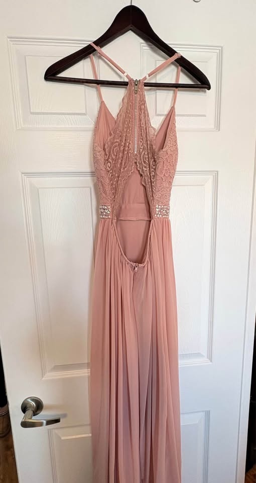 Baby pink gown - size small - photo 2