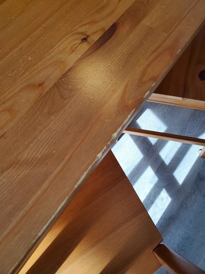 Ikea Dining Table with 4 Chairs Set (Pick up on 3 Mar) - photo 5