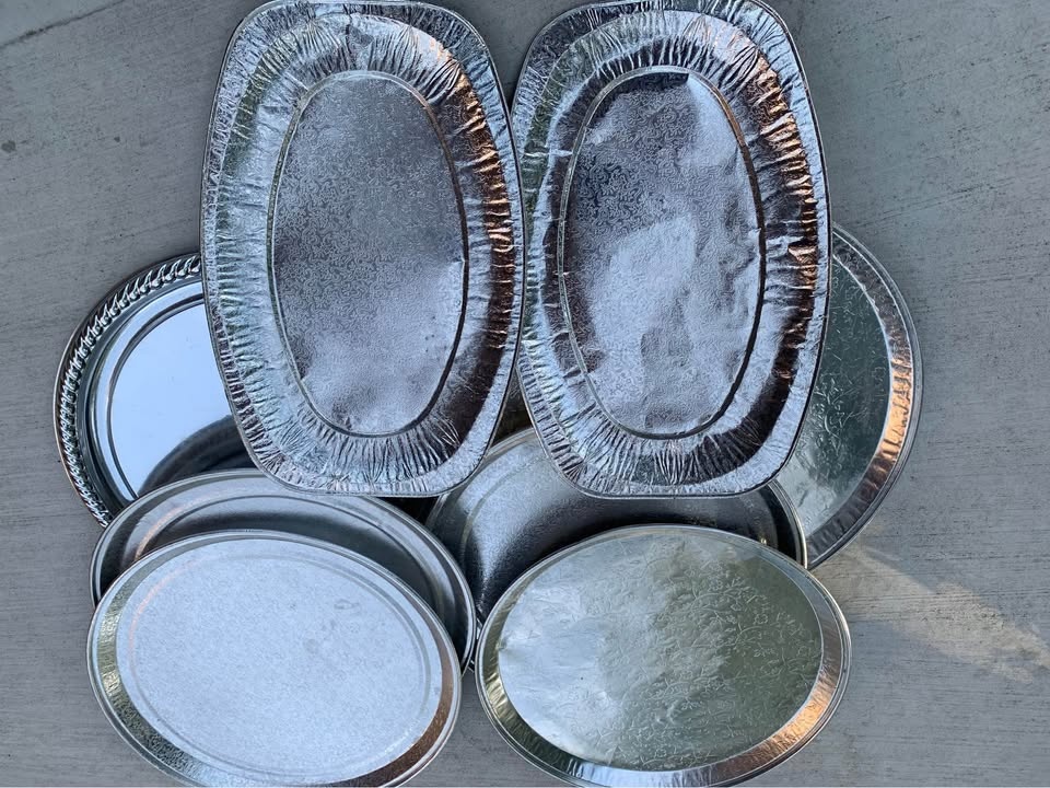 Party Platters/Trays 8- ALL for $10 - photo 2
