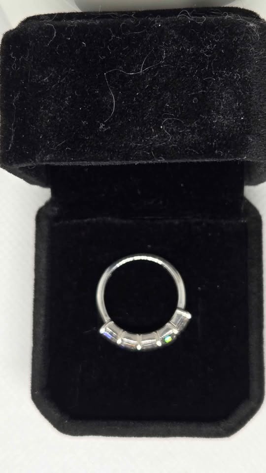 Moissanite Silver Ring - photo 3