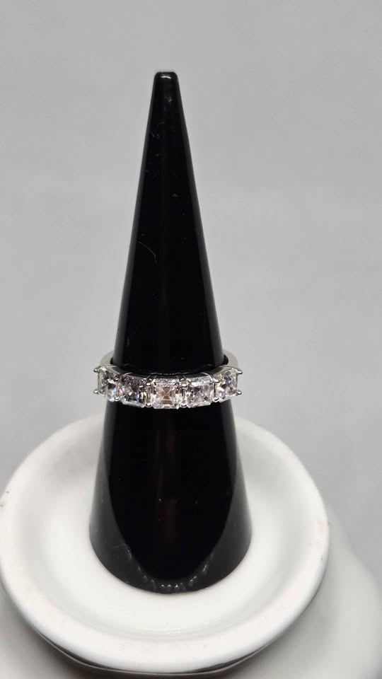 Moissanite Silver Ring - photo 5