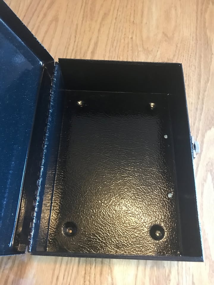 Metal Money or Storage Box - NO Keys - photo 3