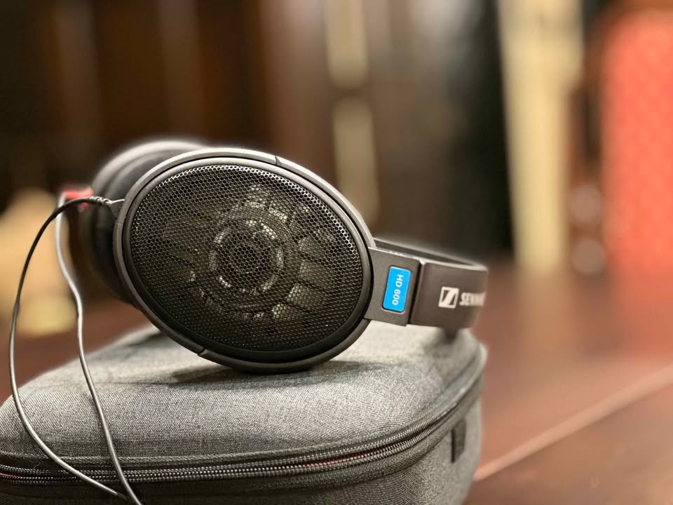 Senheisser HD600 Barely Used for Sale! - photo 2