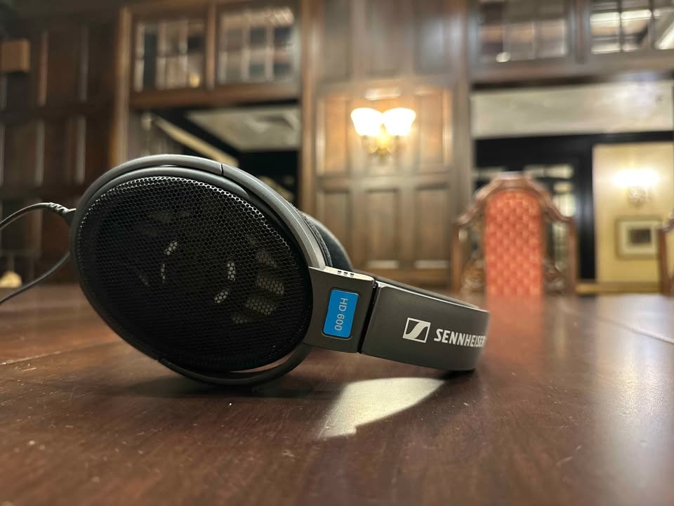 Senheisser HD600 Barely Used for Sale! - photo 5
