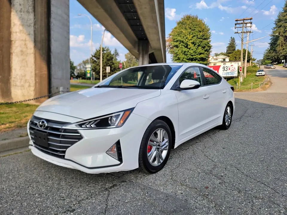 2020 Hyundai Elantra thumbnail