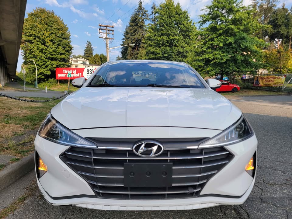 2020 Hyundai Elantra - photo 2