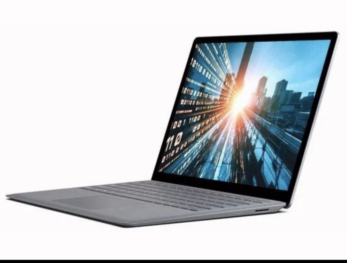 Microsoft Surface Laptop 2 - i5, 8GB RAM, 256GB SSD