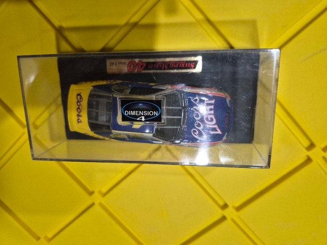 Sterling Marlin #40 1:43 Diecast Car