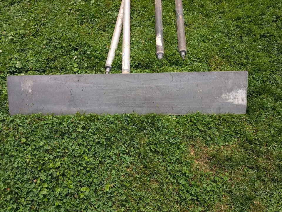 Concrete float with extensions image indicator(5)