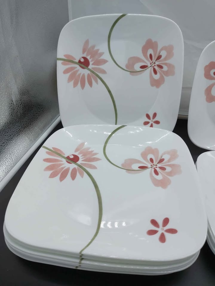 Corelle Pretty Pink Dinnerware Set of 24 - photo 2