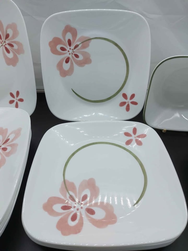 Corelle Pretty Pink Dinnerware Set of 24 - photo 3