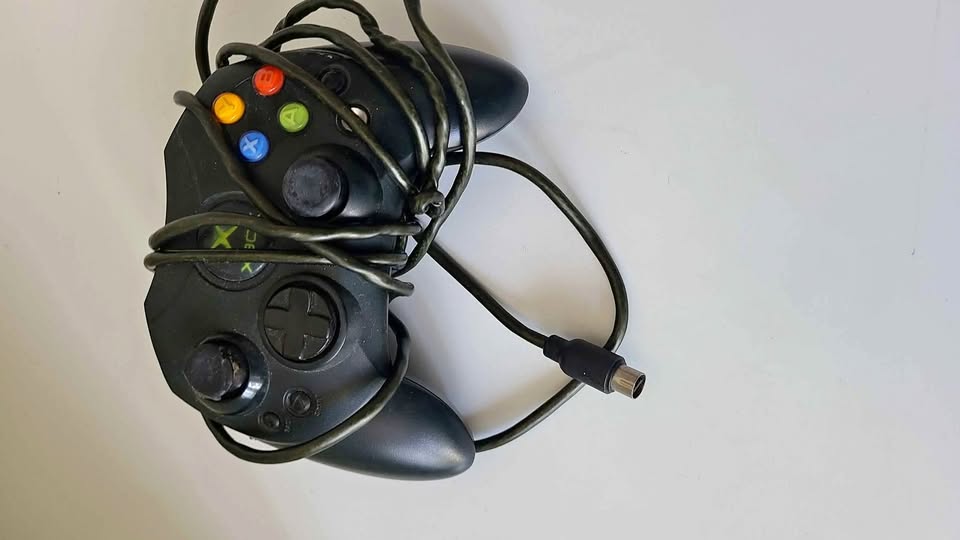 Authentic Microsoft Xbox Controller S