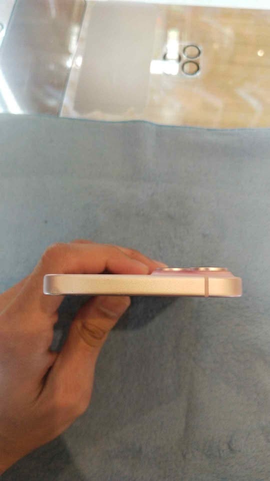 iPhone 15 Plus 128GB Pink - 92% Battery - photo 3