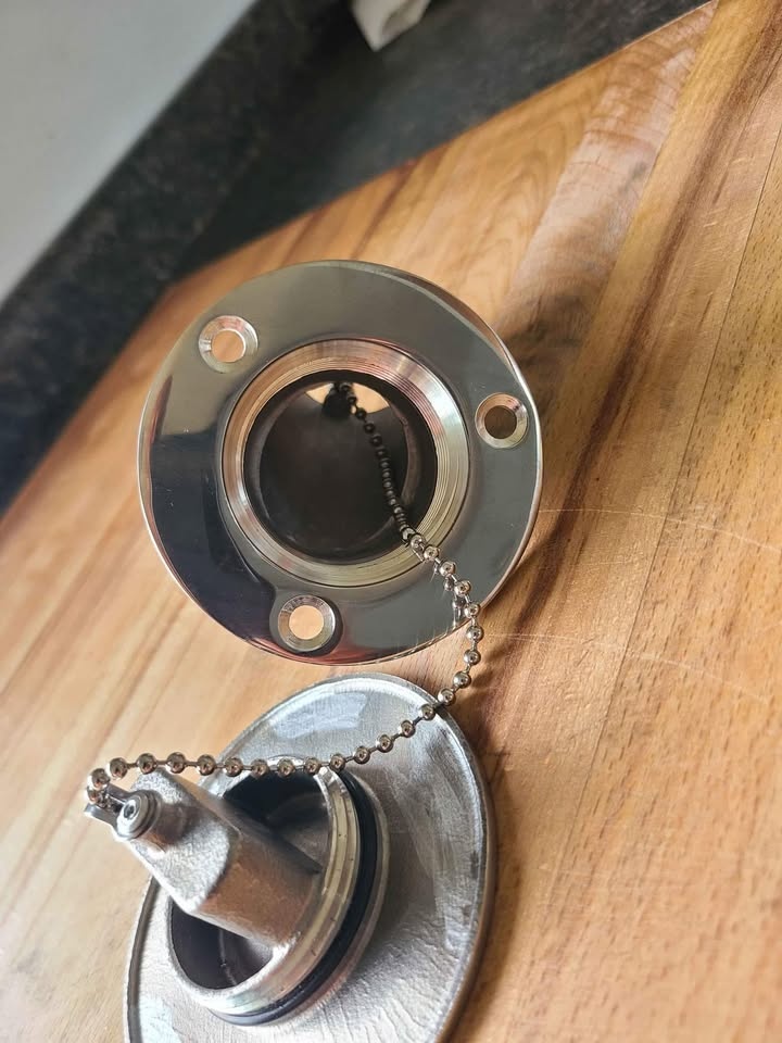 Stainless 1.5" 45° Neck Fuel Fill - photo 2