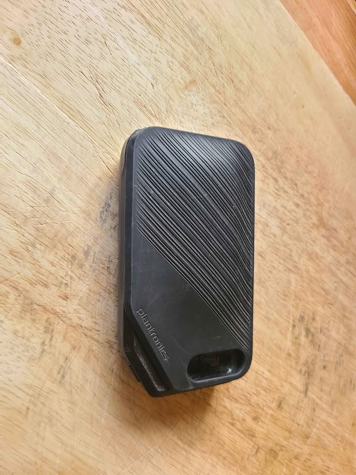 Voyager 5200 Charging Case