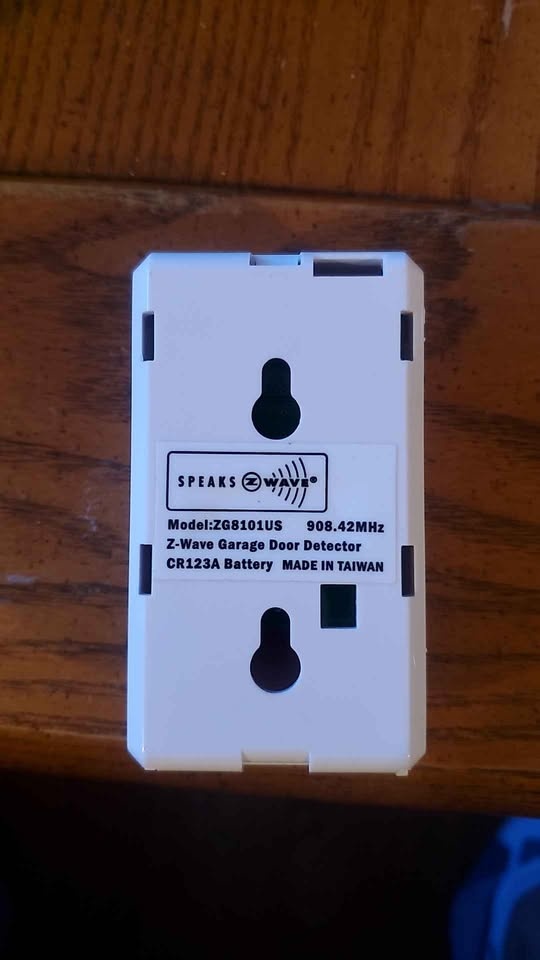 Z-Wave Garage Door Sensor x2 - photo 2