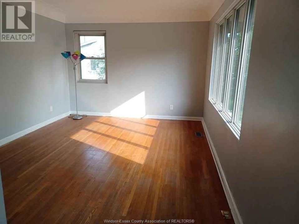3 Beds 1 Bath - House - photo 3