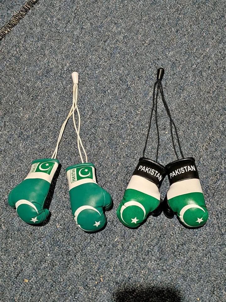 New Pakistan Mini Hand Gloves for Car Decoration