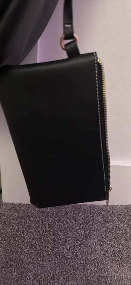 black leather bag!! - photo 3
