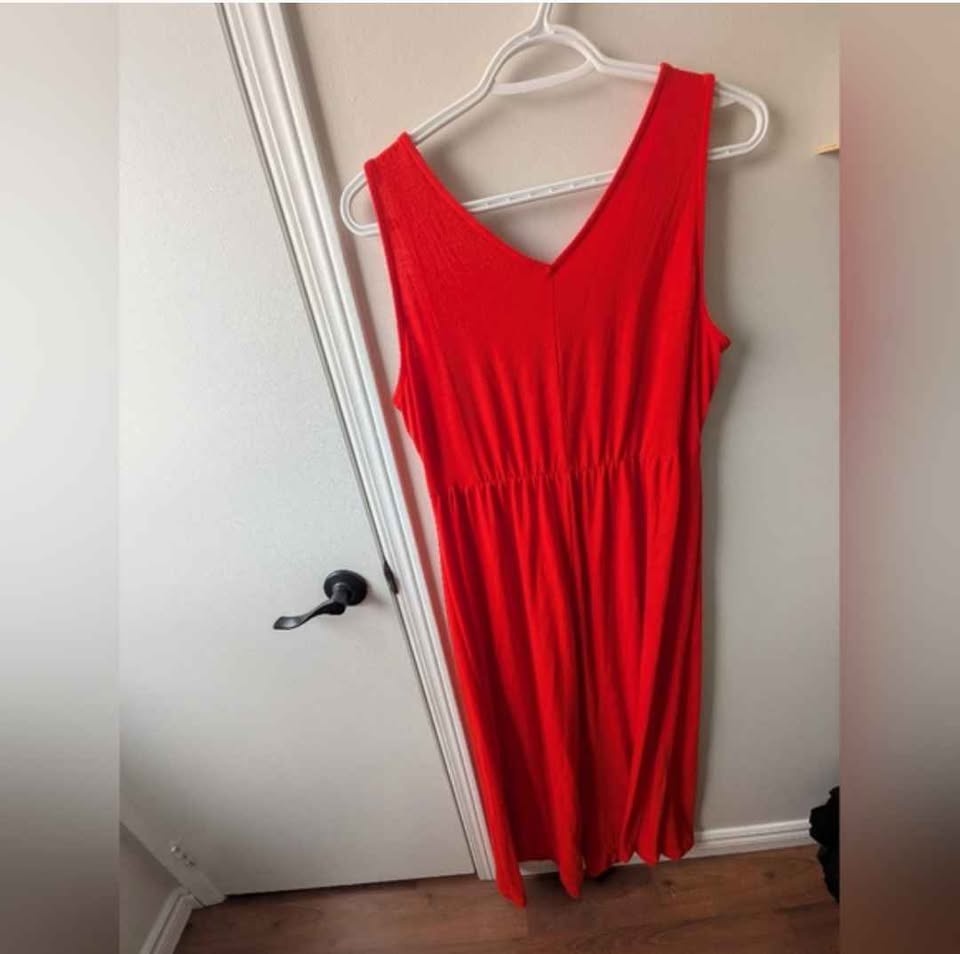 Old Navy Red Maternity Maxi Dress - Size L - photo 2