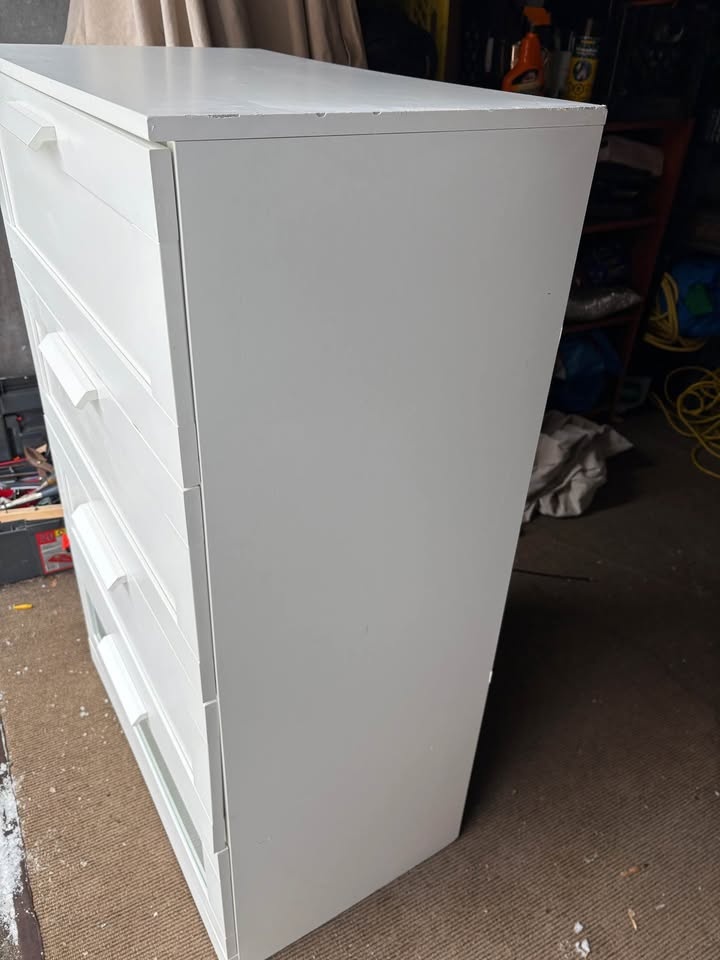 Ikea BRIMNES White 4-Drawer Dresser with Glass Bottom Drawer - photo 2