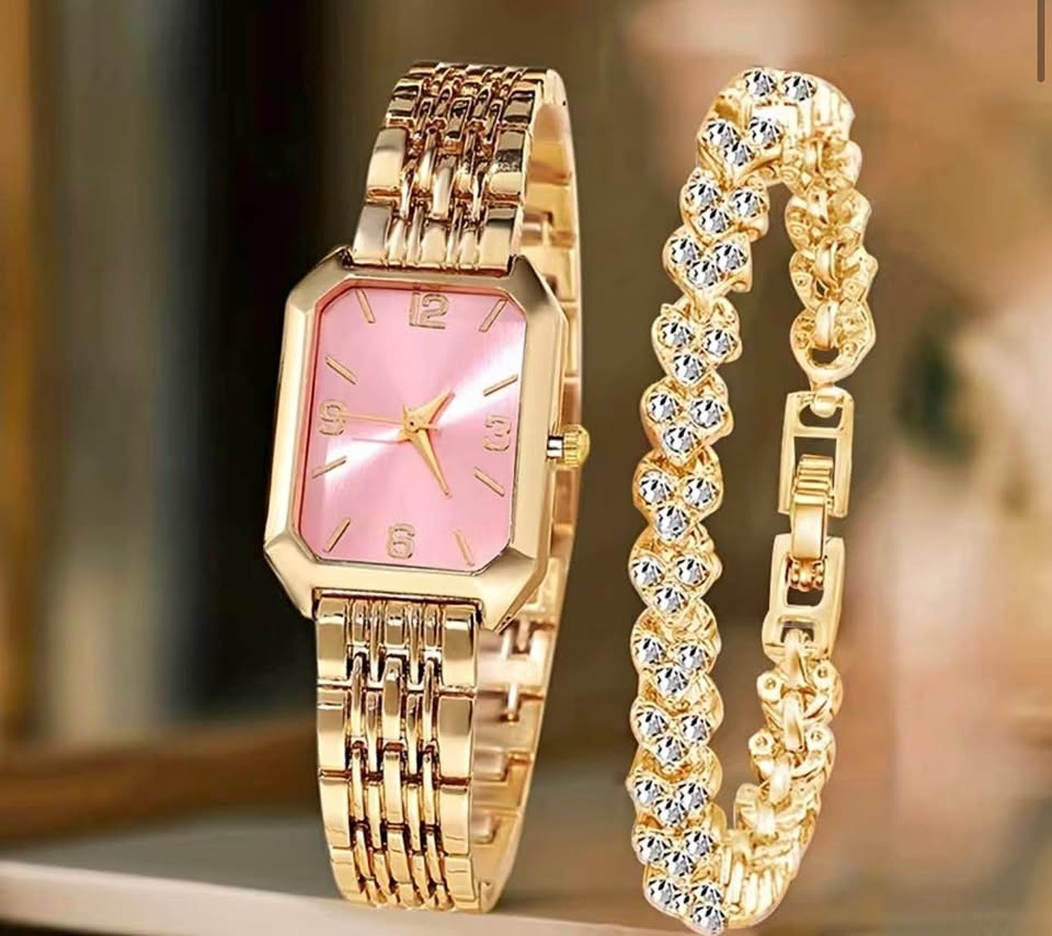 Women watch with bracelet