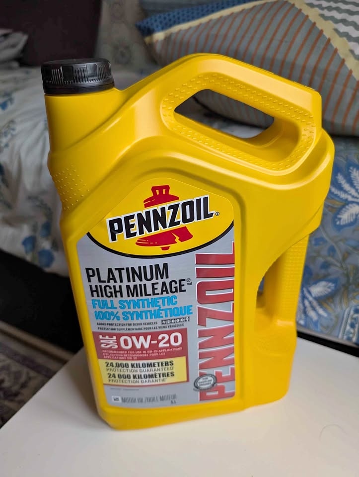 Sealed Pennzoil Platinum High Mileage Full synthetic oil 0W-20