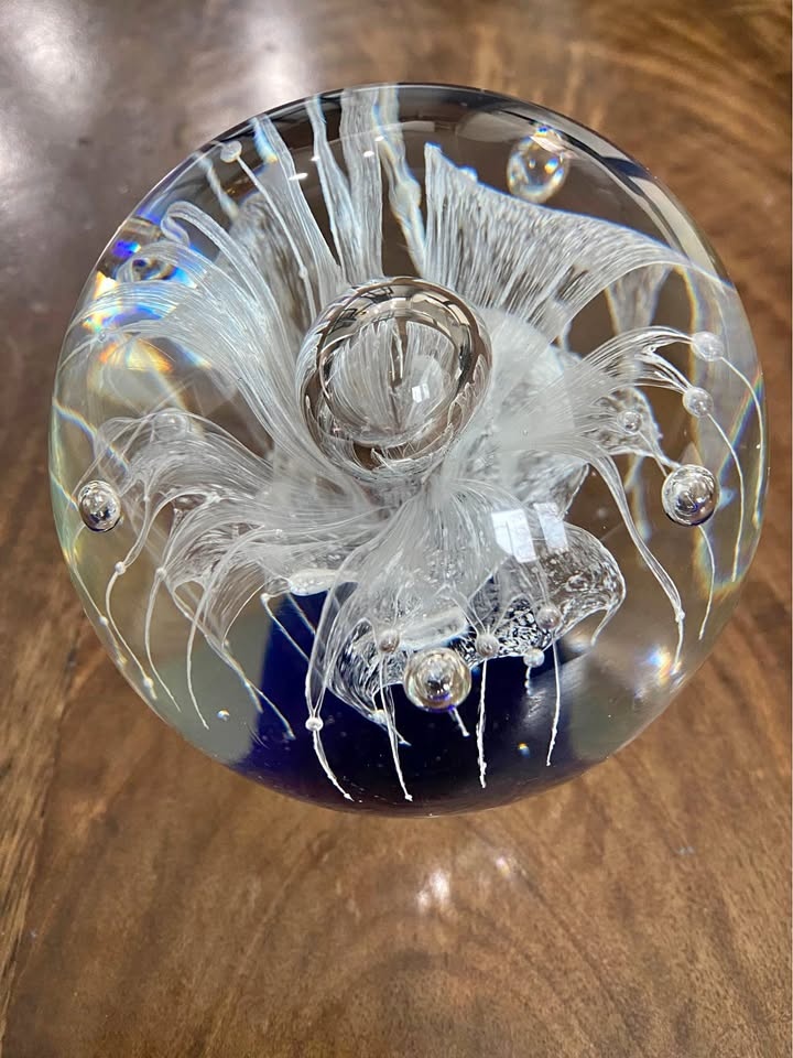 🧡White Flower Cobalt Blue Base Controlled Bubbles Glass Paper