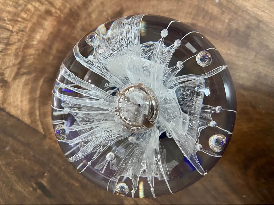 🧡White Flower Cobalt Blue Base Controlled Bubbles Glass Paper - photo 2